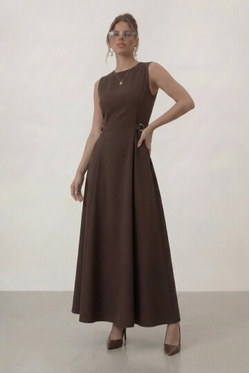 Kemer Detaylı Kolsuz Midi Elbise