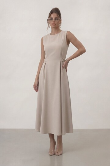 Kemer Detaylı Kolsuz Midi Elbise