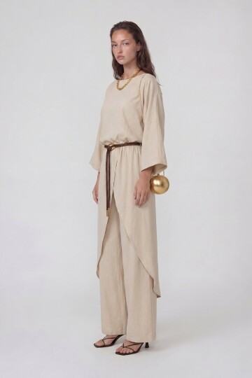 Kemer Detaylı Uzun Kollu Bluz Ve Pantolon Takım