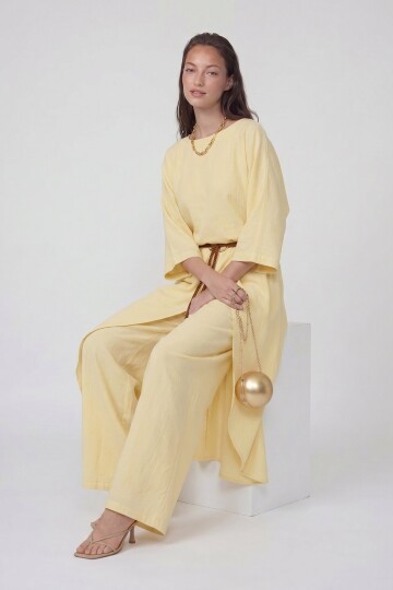 Kemer Detaylı Uzun Kollu Bluz Ve Pantolon Takım