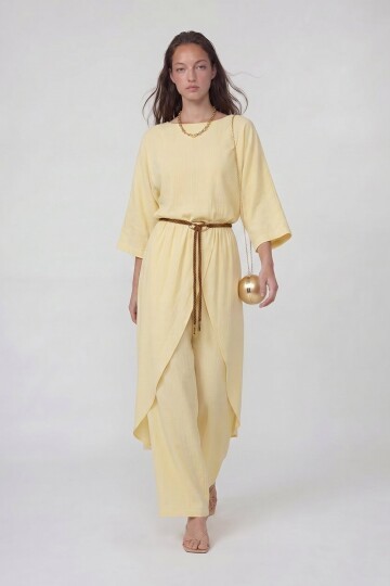 Kemer Detaylı Uzun Kollu Bluz Ve Pantolon Takım