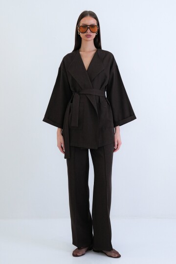 Kemerli Blazer Ceket Ve Yüksek Bel Pantolon Takım