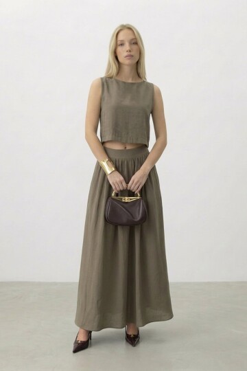 Kolsuz Crop Bluz Ve Uzun Etek Takım