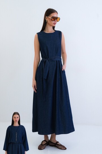 Kuşaklı Elbise Ve Düğmeli Ceket Takım