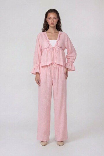 Nakış Detaylı Uzun Kollu Bluz Ve Pantolon Takım