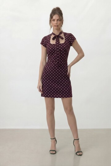 Puantiye Desenli Boyun Bağlamalı Mini Elbise