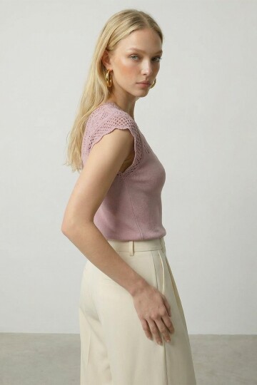 Pudra V Yaka Delik Ajurlu Mevsimlik Triko Bluz