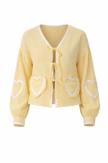 Sarı Kalp Nakışlı Bağlamalı Mevsimlik Ceket