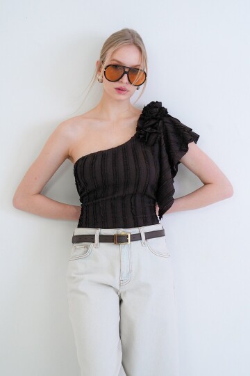 Tek Omuz Detaylı Fırfır Kumaş Bluz Bluz