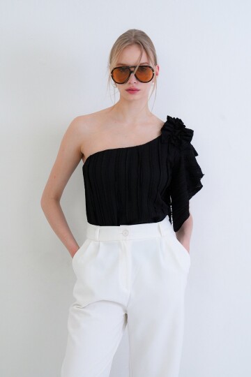 Tek Omuz Detaylı Fırfır Kumaş Bluz Bluz