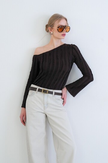 Tek Omuz İspanyol Kol Fırfır Kumaş Bluz