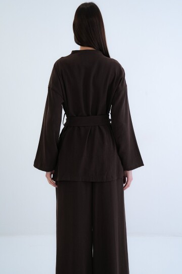 Toka Detaylı Kuşaklı Ceket