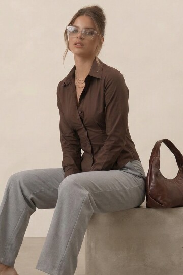 Uzun Kollu Dar Kesim Gömlek