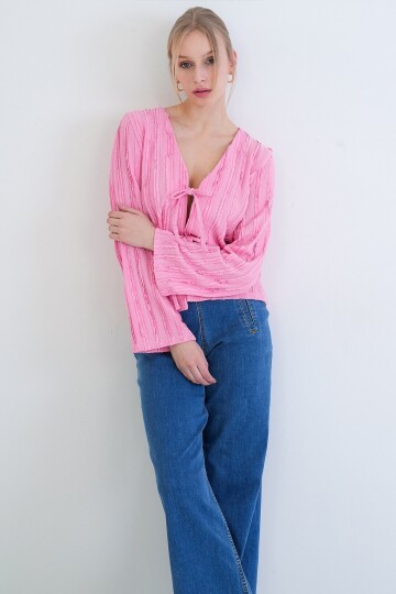 V Yaka Bağlama Detaylı Fırfır Kumaş Örme Bluz