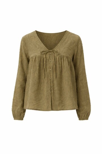 V Yaka Bağlamalı Ve Düğmeli Bluz