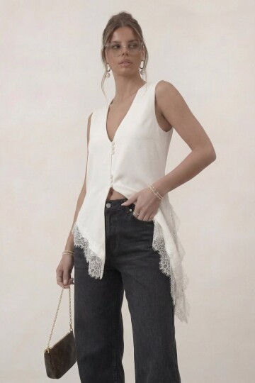 V Yaka Dantel Detaylı Asimetrik Yelek