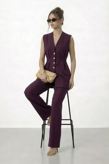 V Yaka Düğme Detaylı Kolsuz Takım