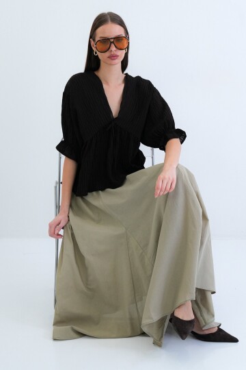 V Yaka Fırfırlı Bluz