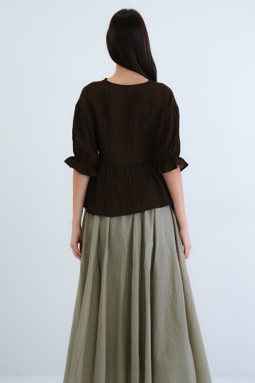 V Yaka Fırfırlı Bluz