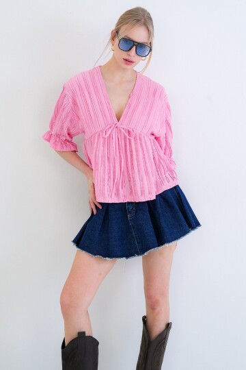V Yaka Truvakar Kol Lastikli Fırfır Kumaş Bluz