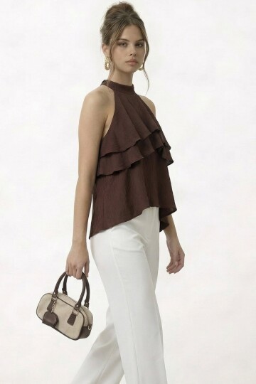 Volan Detaylı Asimetrik Bluz