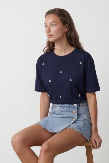 Bisiklet Yaka Oversize İnci Ve Taş İşlemeli T-Shirt