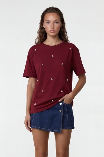 Bisiklet Yaka Oversize İnci Ve Taş İşlemeli T-Shirt
