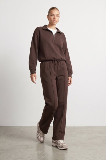 Çift Parça Görünümlü Sweatshirt Pantolon Takımı