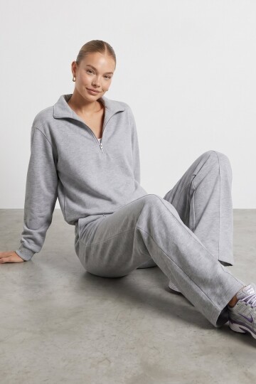 Çift Parça Görünümlü Sweatshirt Pantolon Takımı