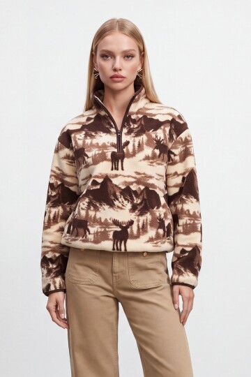 Geyik ve Doğa Desenli Yarım Fermuar Sweatshirt