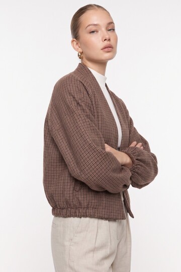 Kruvaze Kesim Büzgülü Ekose Crop Ceket