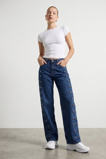 Metal Toka ve Şerit Detaylı Denim Pantolon