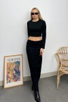 Siyah Bisiklet Yaka Crop Bluz Ve Midiboy Fitilli Etek Takım