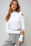Beyaz Yarım Balıkçı Yaka Cut Out Ve Aksesuar Detaylı Kaşkorse Bluz