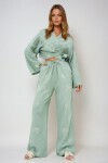 Nakış İşlemeli Bağlama Detaylı Müslin Crop Bluz Ve Pantolon Takım