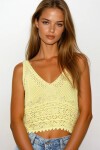 Sarı Askılı Ajurlu Örme Crop Bluz