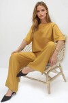 Bisiklet Yaka T-Shirt Ve Pantolon Takım
