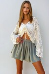Bej V Yaka Delik Ajurlu Oversize Bluz
