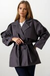 Kemer Detaylı Kruvaze Yaka Kuşak Bağlamalı Trençkot